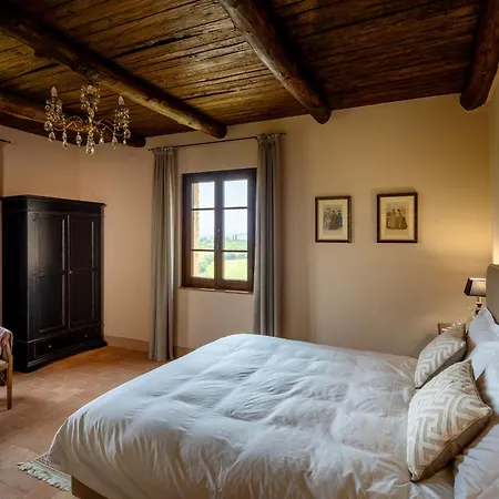 Casale Isidoro Villa *