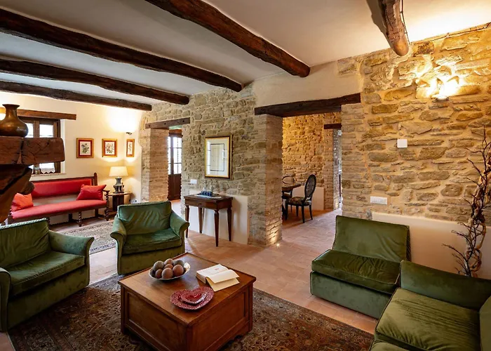 Casale Isidoro ヴィラ *